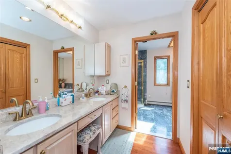 13 Fox Run North Caldwell NJ 07006