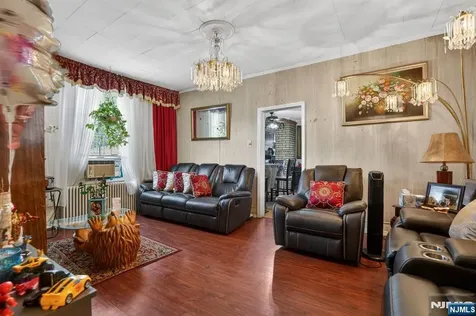 79 Jersey Street Elizabeth NJ 07206