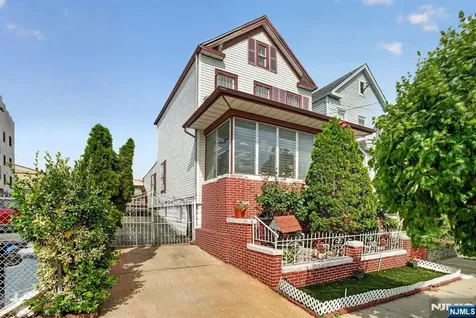 79 Jersey Street Elizabeth NJ 07206