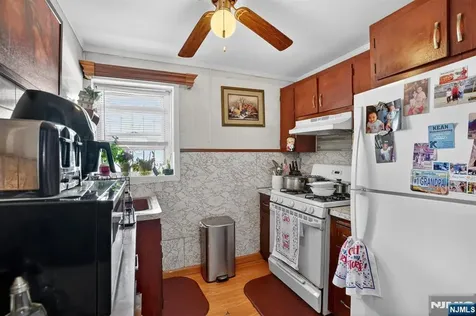 79 Jersey Street Elizabeth NJ 07206