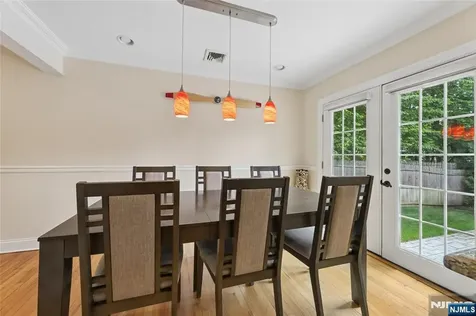 194 Madison Avenue Cresskill NJ 07626