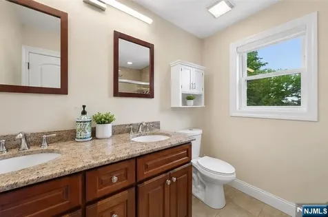 194 Madison Avenue Cresskill NJ 07626