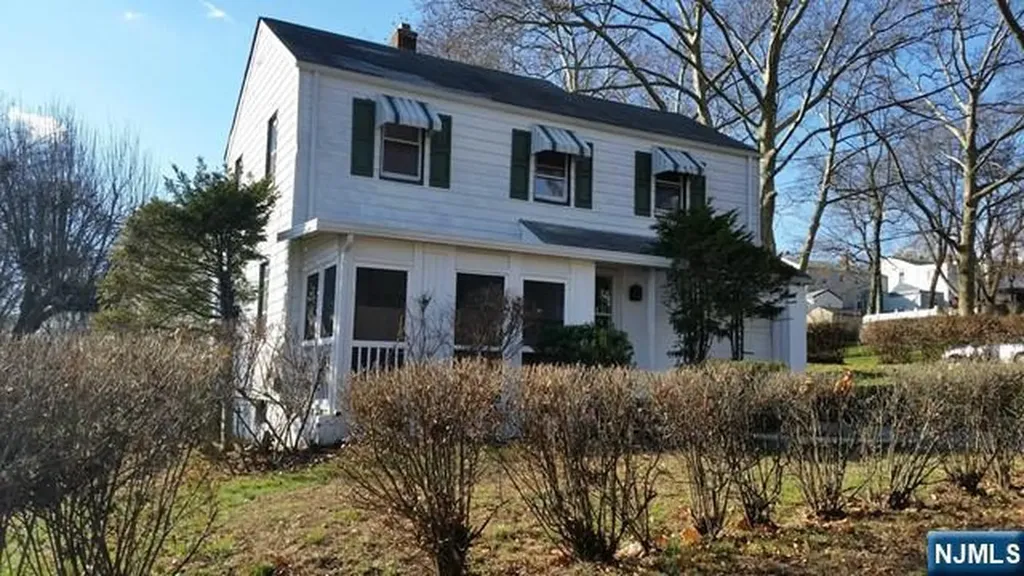 1451 Nelden Road Teaneck NJ 07666