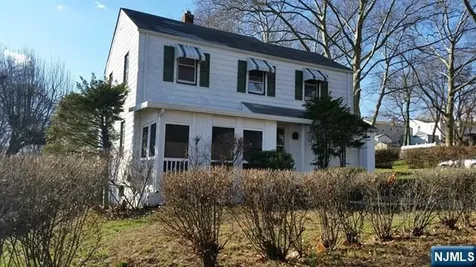1451 Nelden Road Teaneck NJ 07666