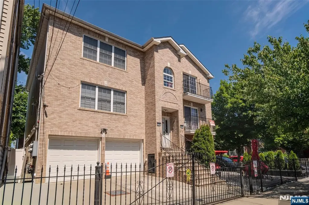 30 Triton Terrace Newark NJ 07104