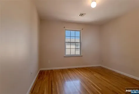 30 Triton Terrace Newark NJ 07104