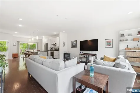 503 Abbe Little Falls NJ 07424
