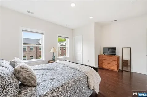 503 Abbe Little Falls NJ 07424