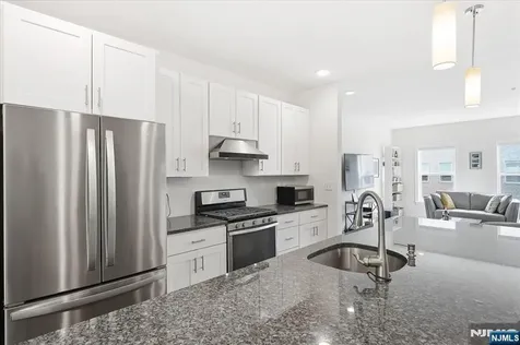 503 Abbe Little Falls NJ 07424