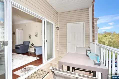 3214 Warrens Way Wanaque NJ 07465