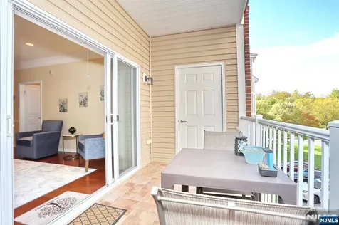 3214 Warrens Way Wanaque NJ 07465