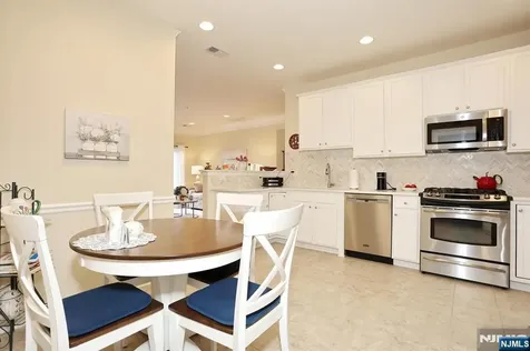 3214 Warrens Way Wanaque NJ 07465