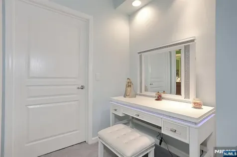 3214 Warrens Way Wanaque NJ 07465