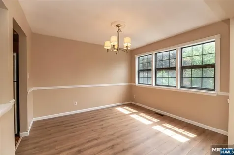23 Foxboro Lane West Milford NJ 07480