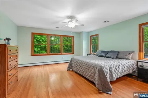 720 Maxwell Place Ridgewood NJ 07450