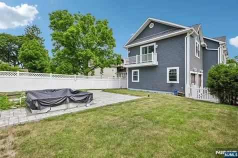 45 Wilmore Road Little Falls NJ 07424