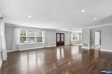 45 Wilmore Road Little Falls NJ 07424