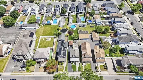 332 Riverside Lyndhurst NJ 07071