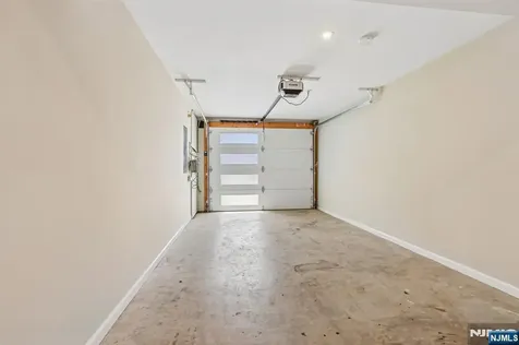 211 Warwick Avenue Fort Lee NJ 07024