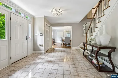 10 Wood Hollow Trail Upper Saddle River NJ 07458