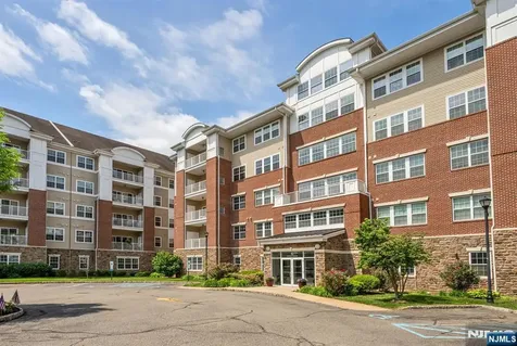 6318 Warrens Way Wanaque NJ 07465