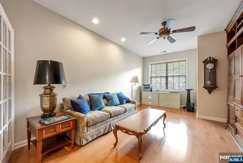 6318 Warrens Way Wanaque NJ 07465