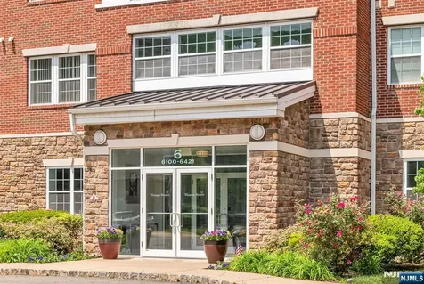 6318 Warrens Way Wanaque NJ 07465