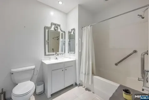 6318 Warrens Way Wanaque NJ 07465