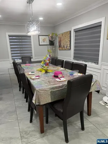 18 Sunrise Terrace Bergenfield NJ 07621