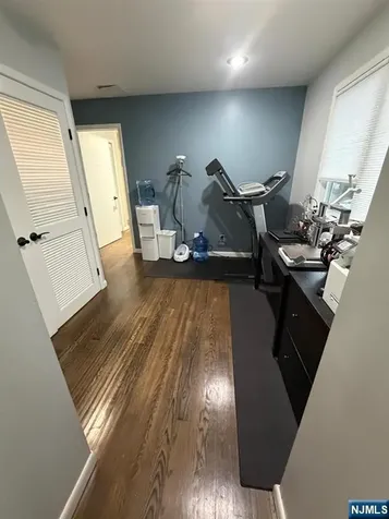 18 Sunrise Terrace Bergenfield NJ 07621