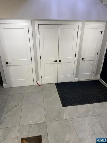 18 Sunrise Terrace Bergenfield NJ 07621