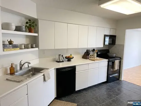 1055 River Road Edgewater NJ 07020