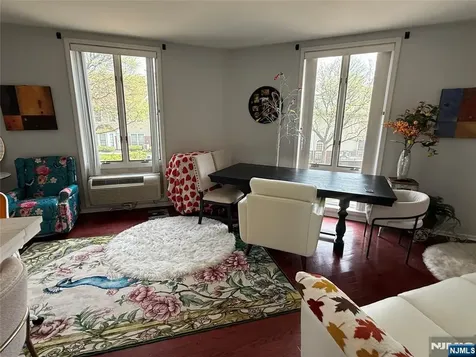 50 Pine Montclair NJ 07042