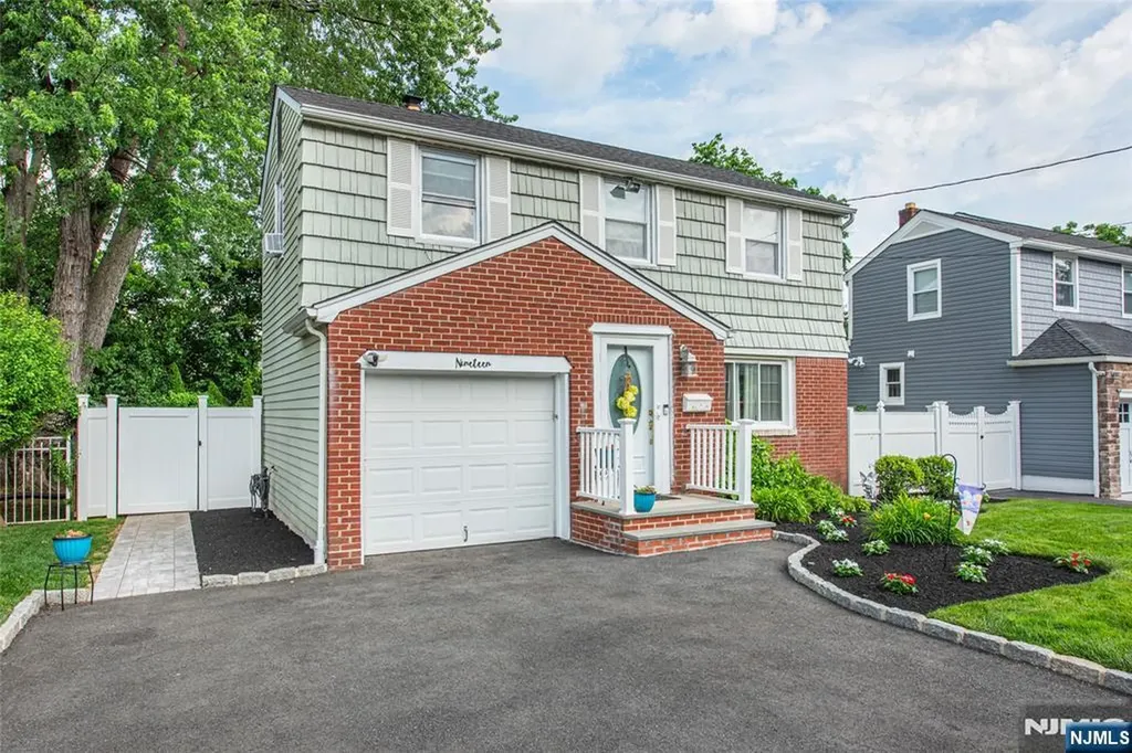 19 Brookdale Avenue Cedar Grove NJ 07009