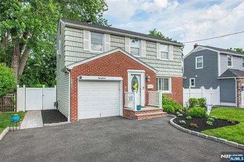 19 Brookdale Avenue Cedar Grove NJ 07009