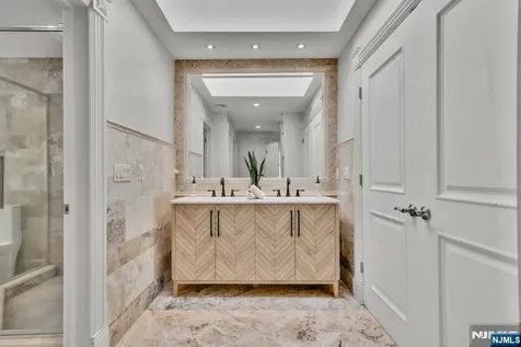 312 Saw Mill Lane Wyckoff NJ 07481
