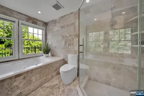 312 Saw Mill Lane Wyckoff NJ 07481