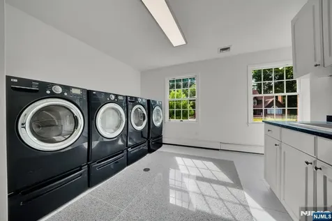 312 Saw Mill Lane Wyckoff NJ 07481