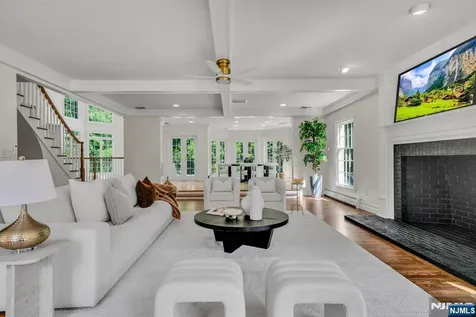 312 Saw Mill Lane Wyckoff NJ 07481