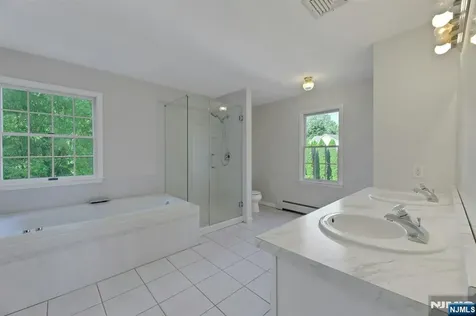 28 Serrell Drive Montvale NJ 07645