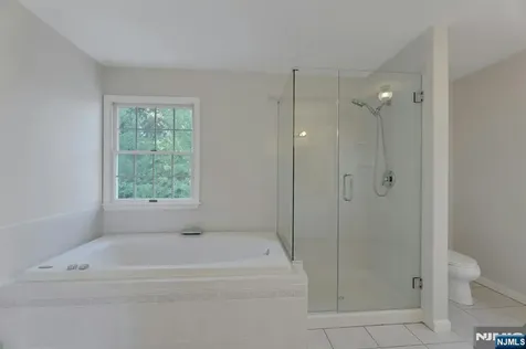 28 Serrell Drive Montvale NJ 07645