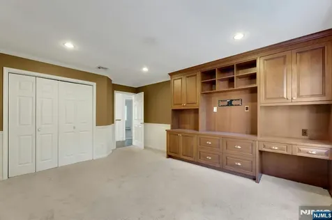 28 Serrell Drive Montvale NJ 07645