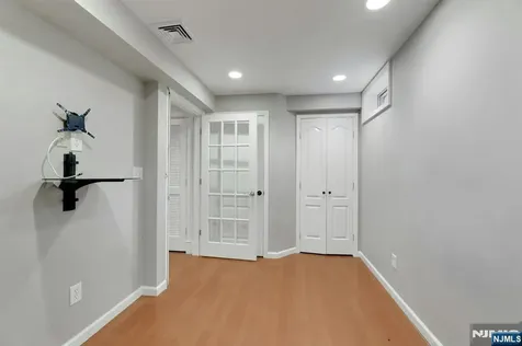 28 Serrell Drive Montvale NJ 07645