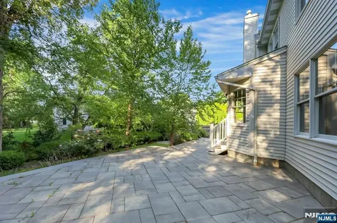 28 Serrell Drive Montvale NJ 07645
