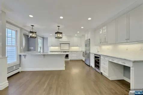 28 Serrell Drive Montvale NJ 07645