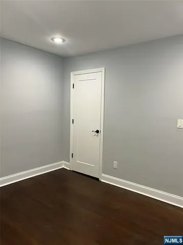 21 Wedgewood Drive Verona NJ 07044