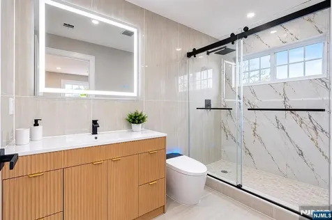 55 Long Hill Drive Clifton NJ 07013