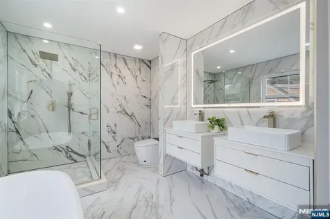 55 Long Hill Drive Clifton NJ 07013