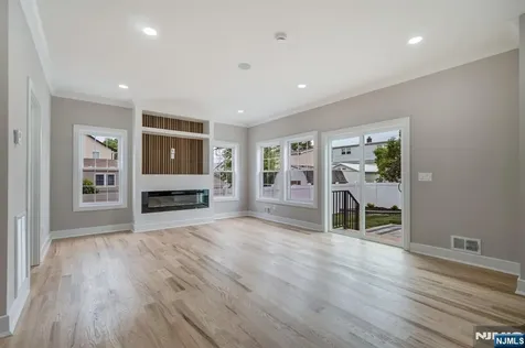 55 Long Hill Drive Clifton NJ 07013
