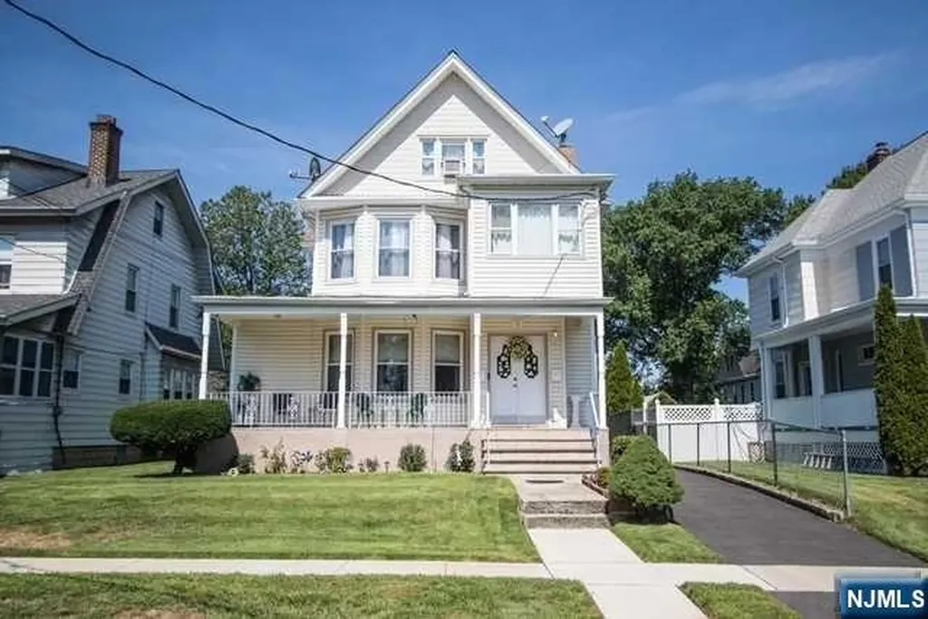 9-11 Hillcrest Road Kearny NJ 07032